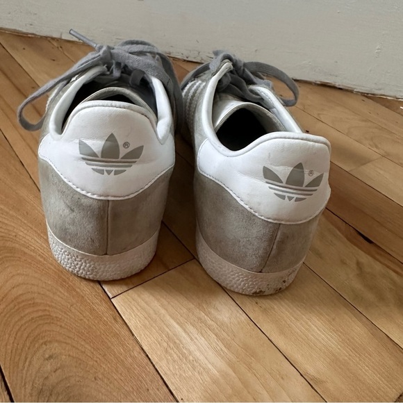 Adidas Gazelle grey suede 7 1/2 white stripes and bottoms - Picture 5 of 8